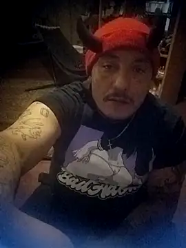 Snapshot of wilsons12 chatting on February 2026 01:11:01 PM wilsons12 online show from February 2026 01:11:01 PM