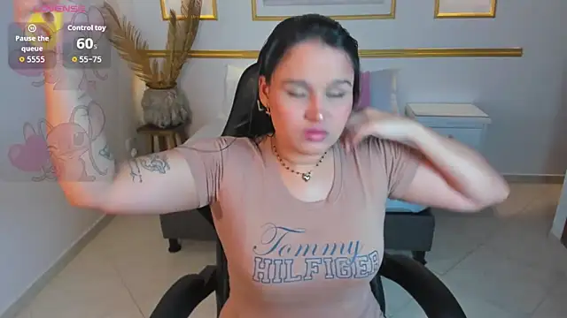 lia sexx19 online show from November 2025 02:32:02 AM