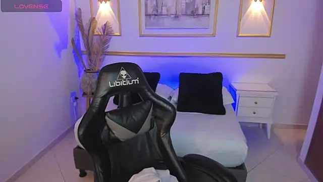 lia sexx19 online show from December 2025 02:26:01 AM