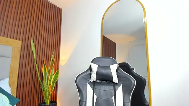 maroly 21 online show from November 2025 12:27:01 PM