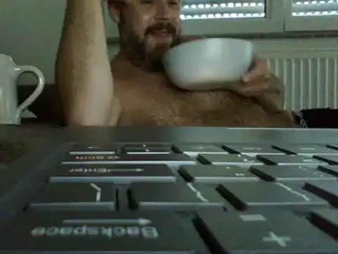 Snapshot of FROL83 chatting on July 2026 06:09:01 PM FROL83 online show from July 2026 06:09:01 PM