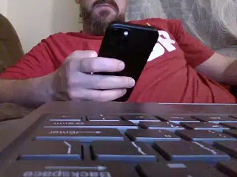 Snapshot of FROL83 chatting on May 2026 06:49:01 PM FROL83 online show from May 2026 06:49:01 PM
