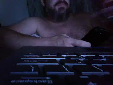Snapshot of FROL83 chatting on June 2026 08:09:01 PM FROL83 online show from June 2026 08:09:01 PM