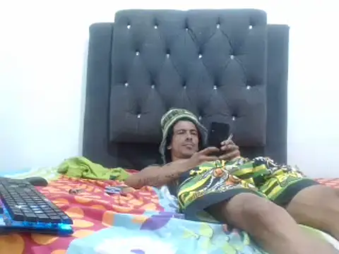 damian bottom bigcock online show from February 2025 02:17:01 AM