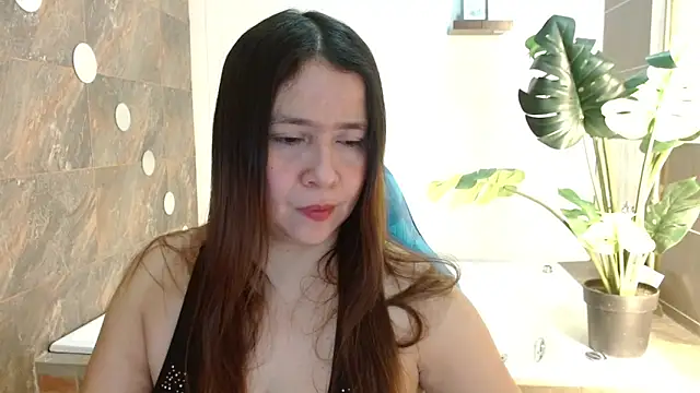 Heidy Wells online show from April 2026 01:26:02 PM