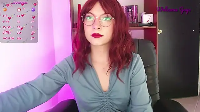 Snapshot of Celeste_Ford_18 chatting on November 2025 11:36:02 PM Celeste Ford 18 online show from November 2025 11:36:02 PM