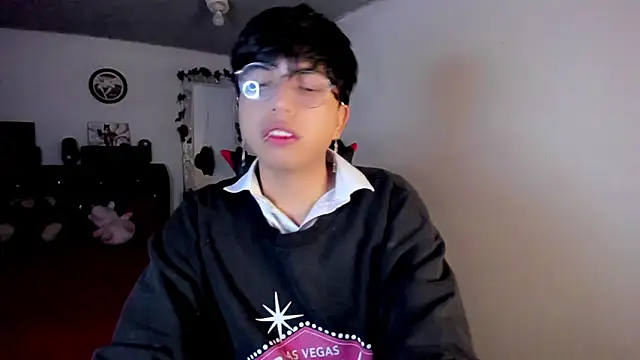 AnggelONfiree online show from February 2026 12:54:01 AM