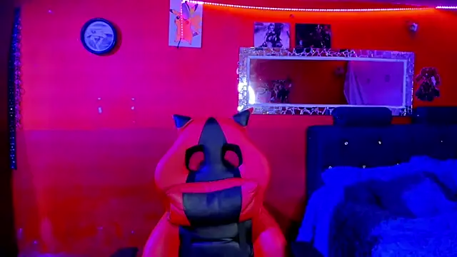 AnggelONfiree online show from March 2025 12:43:01 AM