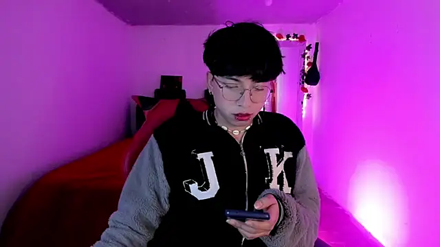 AnggelONfiree online show from November 2025 03:43:01 AM