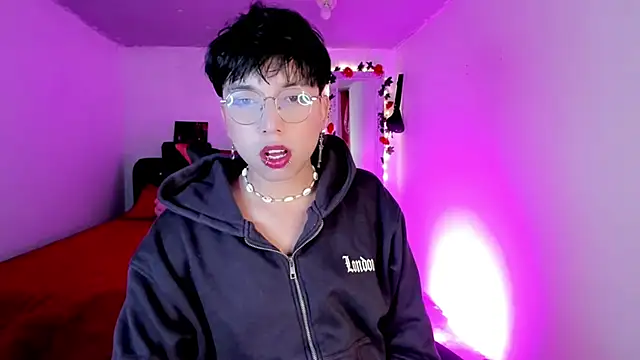 AnggelONfiree online show from October 2025 02:10:02 AM