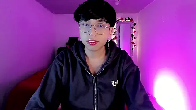 AnggelONfiree online show from December 2025 03:29:02 AM