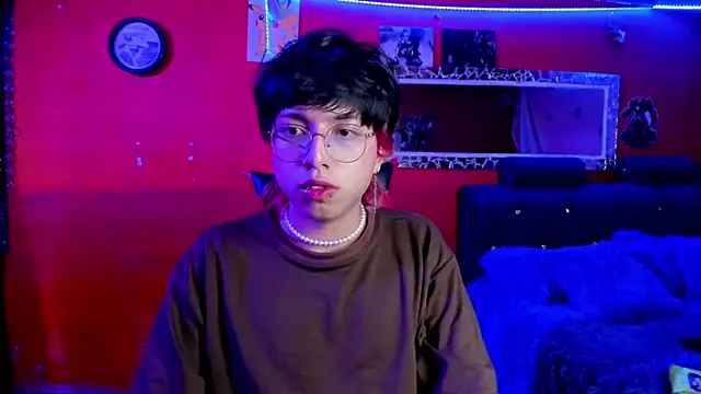 AnggelONfiree online show from March 2025 03:46:02 AM