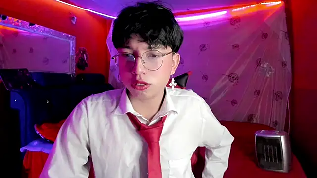 AnggelONfiree online show from September 2025 12:14:01 AM