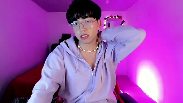 AnggelONfiree online show from November 2025 07:36:01 PM