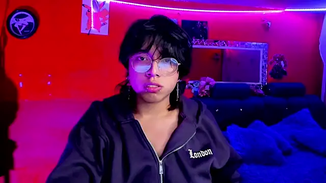 AnggelONfiree online show from January 2025 08:56:01 AM