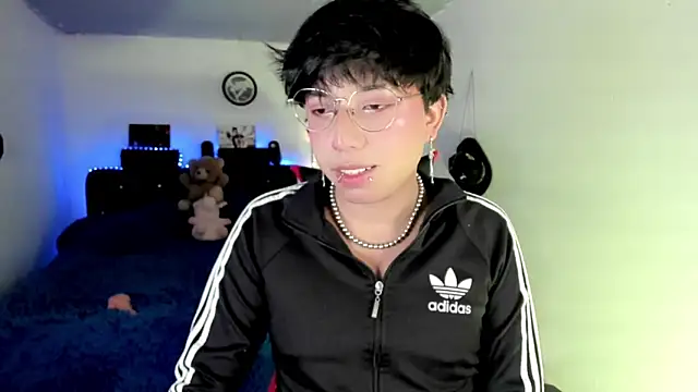 AnggelONfiree online show from March 2026 05:57:02 AM