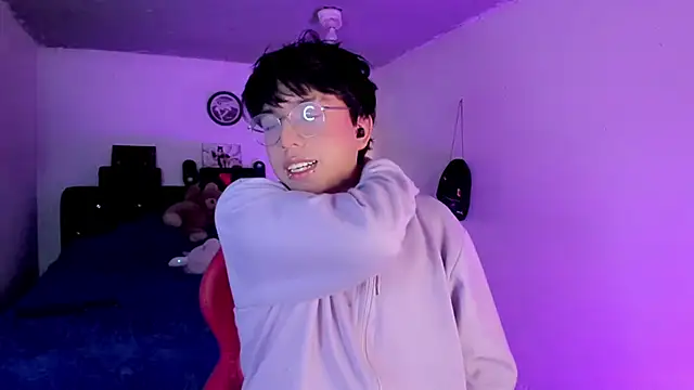 AnggelONfiree online show from February 2026 02:46:02 AM