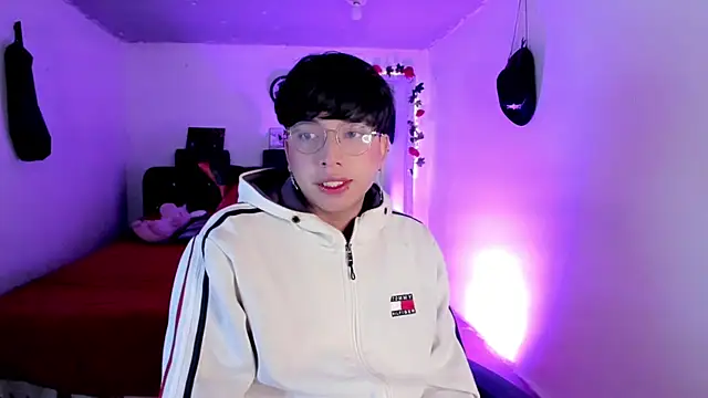 AnggelONfiree online show from January 2026 01:44:01 AM