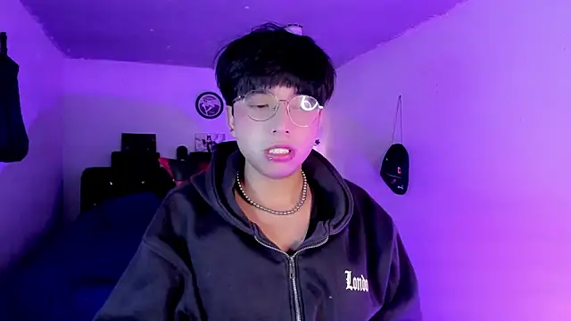 AnggelONfiree online show from February 2026 03:39:01 AM