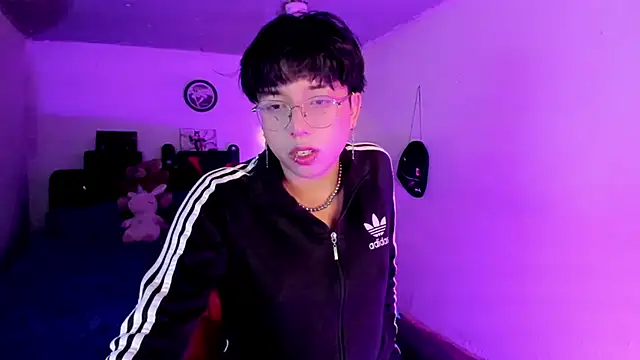 AnggelONfiree online show from February 2026 08:55:02 PM