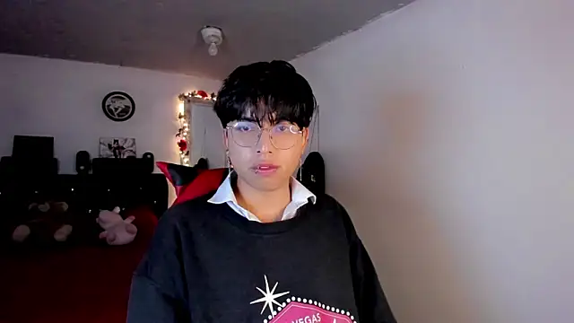 AnggelONfiree online show from February 2026 02:53:01 AM