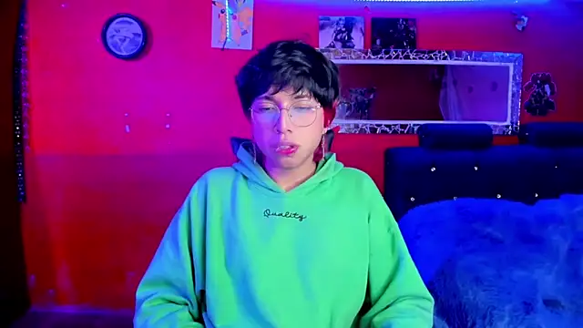 AnggelONfiree online show from March 2025 05:02:01 AM