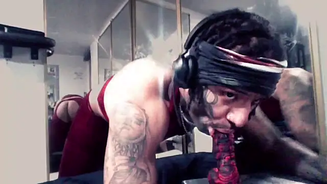 Azazelihornyasf online show from April 2026 01:29:01 AM