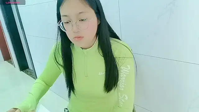 Snapshot of luoxuwen chatting on February 2025 07:37:02 AM luoxuwen online show from February 2025 07:37:02 AM