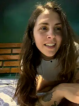 isadelasestrellas online show from December 2025 09:01:02 PM