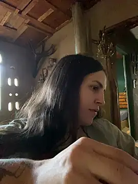 isadelasestrellas online show from February 2026 02:28:01 PM