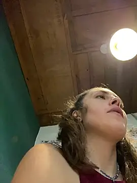 isadelasestrellas online show from February 2026 04:03:01 PM