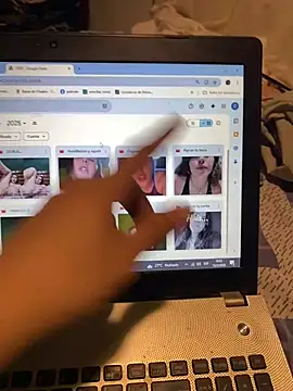 isadelasestrellas online show from February 2026 09:03:01 PM