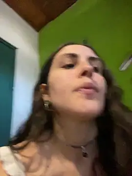 isadelasestrellas online show from June 2026 07:09:02 PM