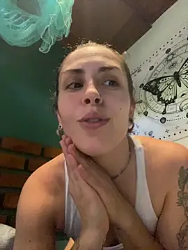 isadelasestrellas online show from March 2026 06:24:01 PM