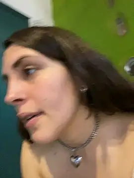 isadelasestrellas online show from July 2026 06:03:02 PM