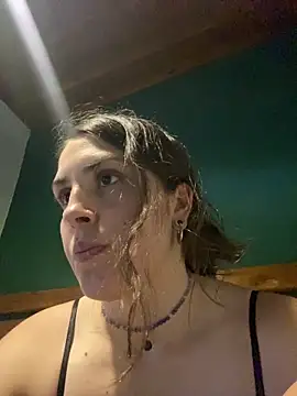 isadelasestrellas online show from December 2025 09:39:01 PM