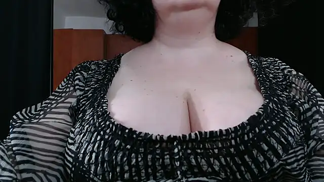 Snapshot of _MissJ_ chatting on March 2025 01:31:02 PM MissJ online show from March 2025 01:31:02 PM