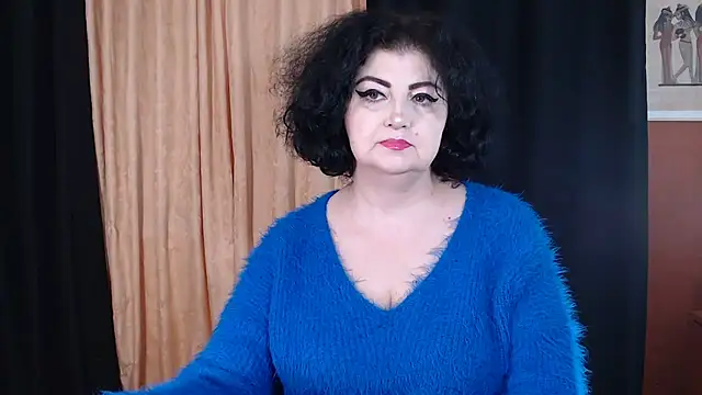 Snapshot of _MissJ_ chatting on December 2025 01:05:01 AM MissJ online show from December 2025 01:05:01 AM