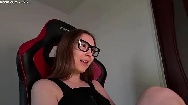 oypo online show from October 2025 02:06:01 PM