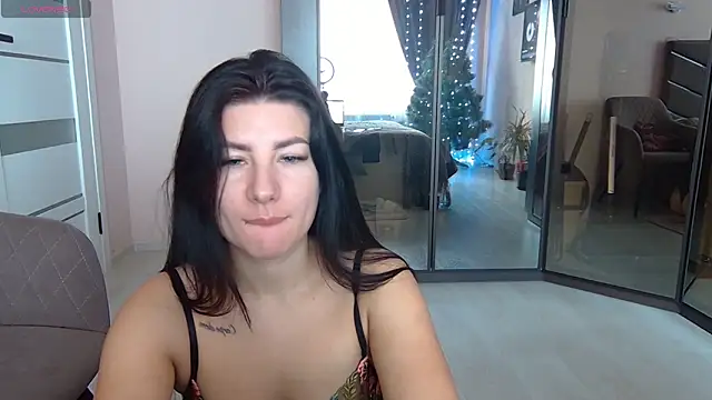 Snapshot of NessyStar chatting on December 2024 10:34:02 AM NessyStar online show from December 2024 10:34:02 AM