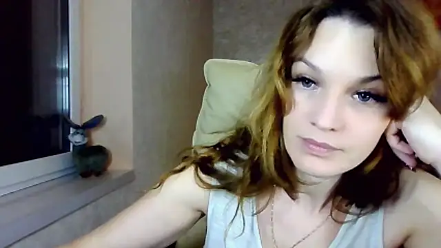 impossibleluna online show from February 2026 07:00:01 PM