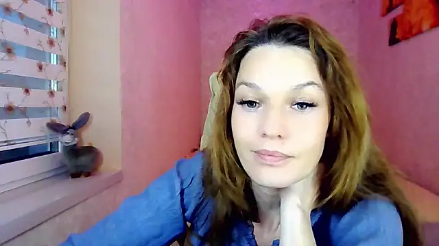 impossibleluna online show from May 2026 06:24:01 PM