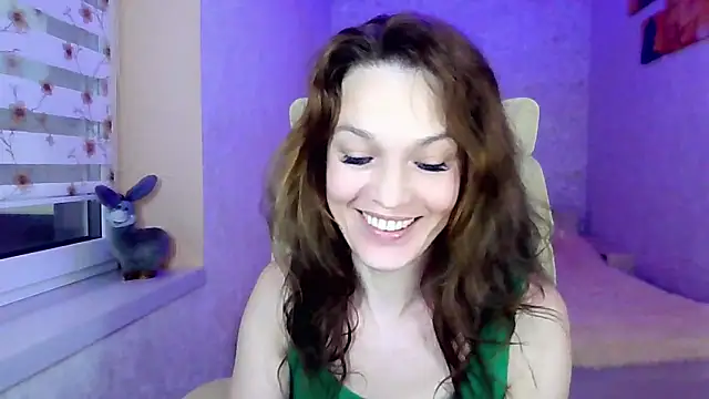 Snapshot of impossibleluna chatting on June 2026 06:16:02 PM impossibleluna online show from June 2026 06:16:02 PM