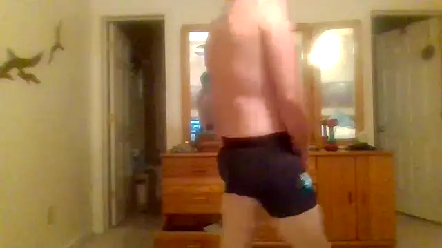 dcrick978 online show from September 2025 07:45:01 PM