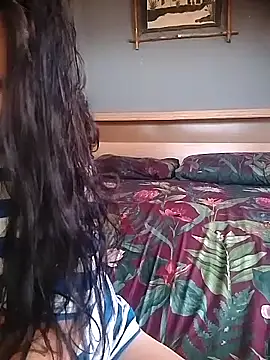 Hornyparratjie online show from May 2026 10:57:02 AM