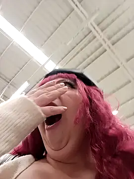 madelaine- online show from November 2025 07:14:01 PM