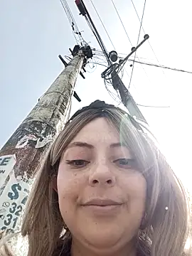 madelaine- online show from December 2025 06:53:01 PM