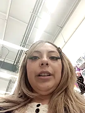 madelaine- online show from December 2025 06:34:02 PM