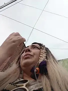 madelaine- online show from October 2025 08:29:01 PM