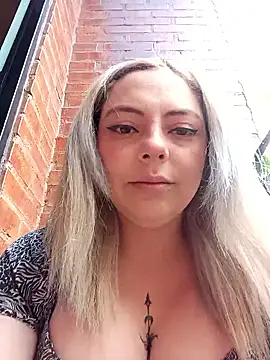 madelaine- online show from January 2026 06:11:02 PM